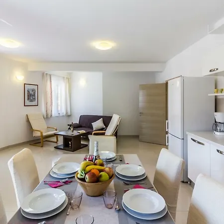 Kp Apartment *